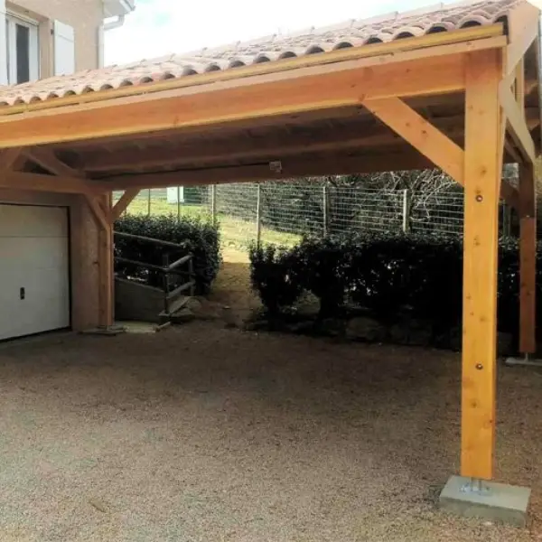 Agrandissement de garage avec carport sur-mesure dans les Bouches-du-Rhône