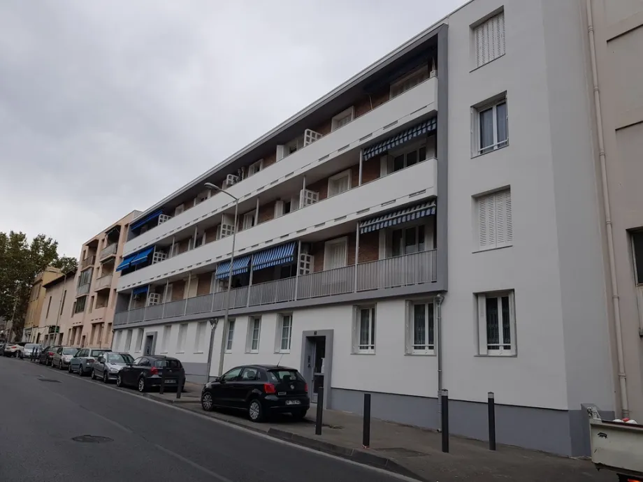 ravalement facade sur résidence côté route