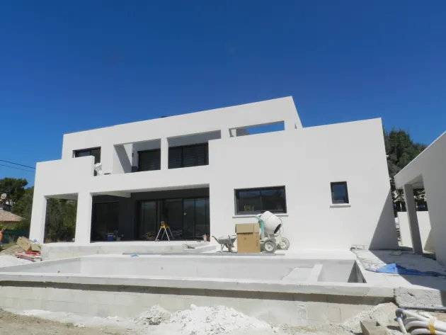 façade  provençale d'une villa rénovée par arco façade